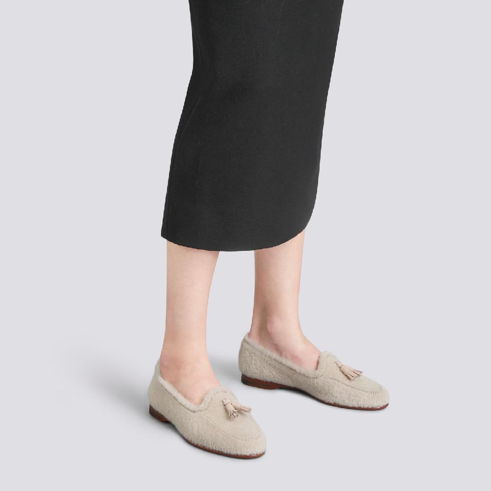 Santoni Mocassino Andrea con nappe da donna in pelliccia beige In Saldo