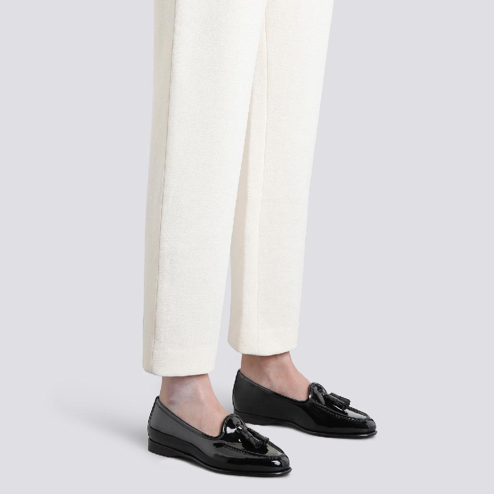 Santoni Mocassino Andrea con nappe da donna in vernice nera Vendita
