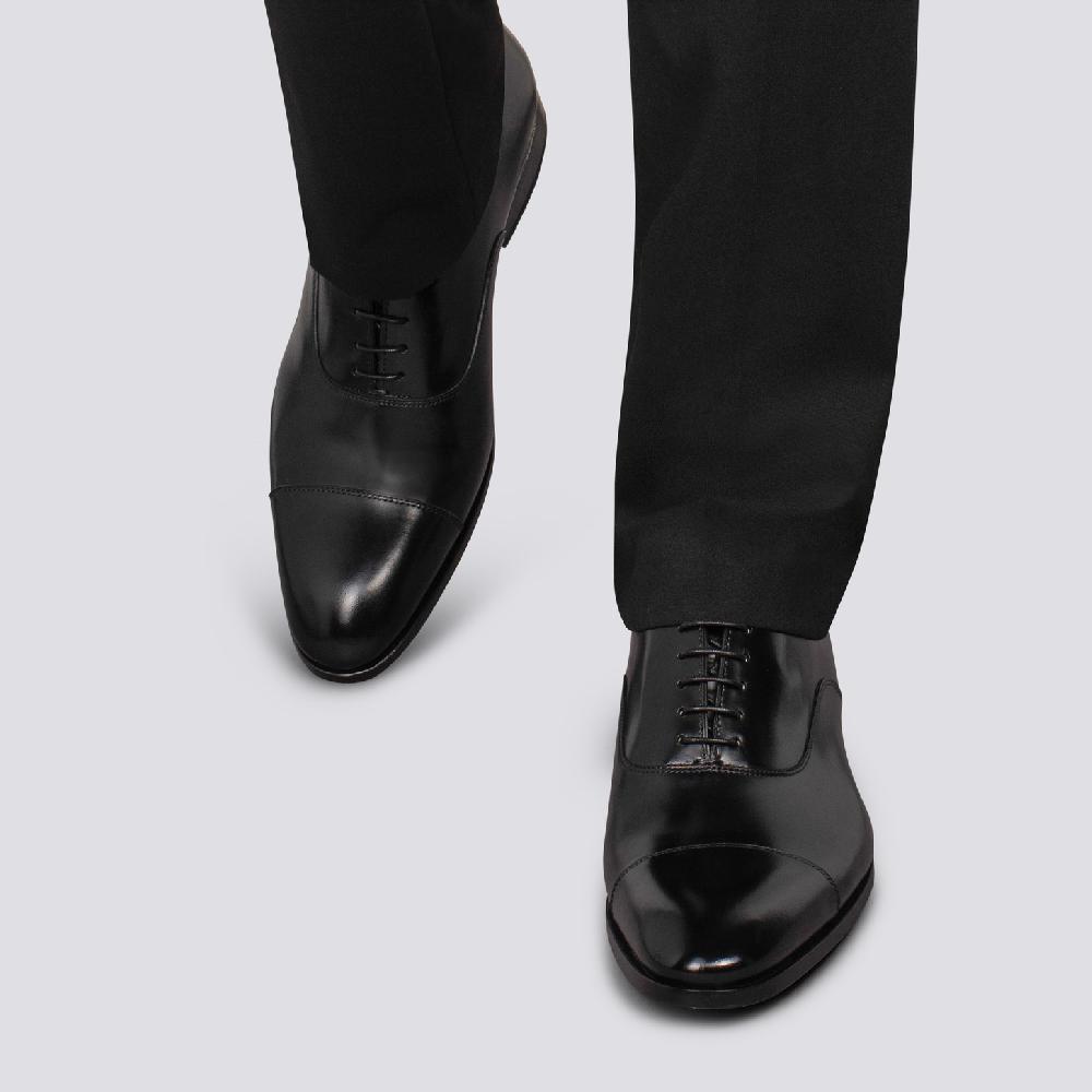 Santoni Stringata oxford da uomo in pelle anticata nera Vendite Flash