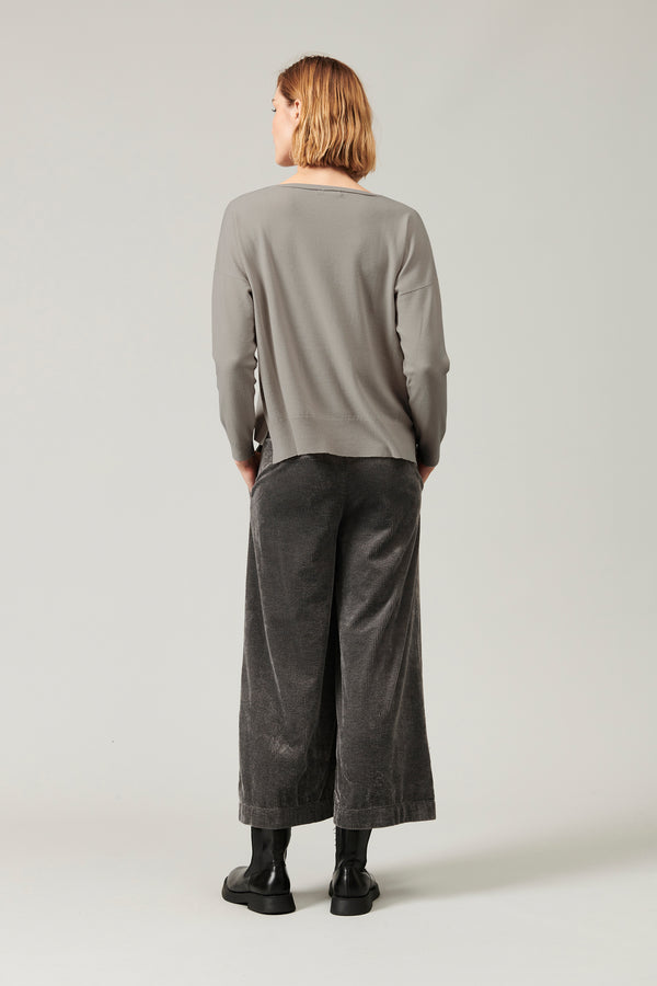 Transit Par Such Maglia oversize in viscosa e lana. linea a scatola collo a barchetta – Transit Presa