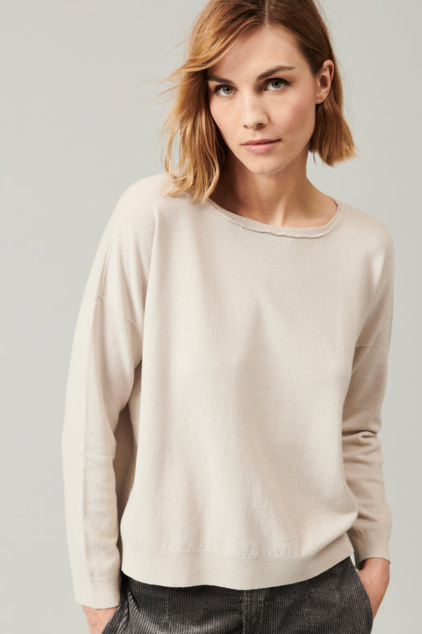 Transit Par Such Maglia oversize in viscosa e lana. linea a scatola collo a barchetta – Transit Pezzi Unici