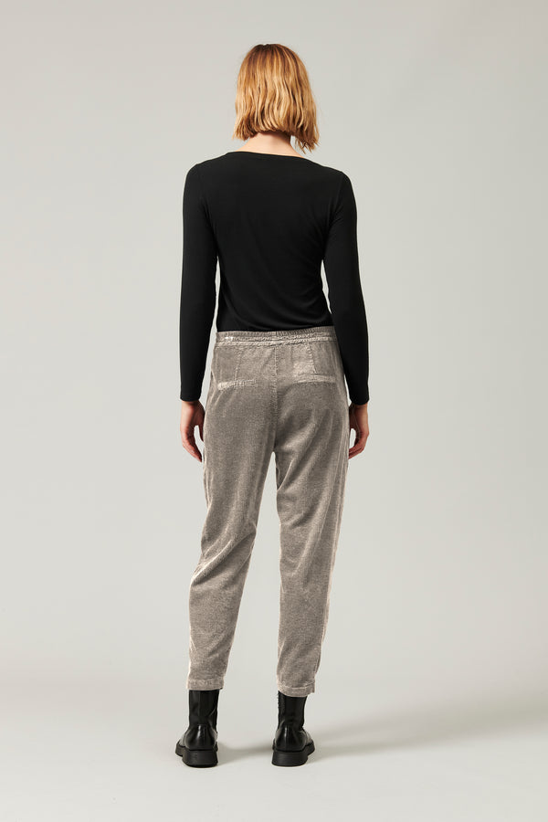 Transit Par Such Pantalone comfort fit con elastico in vita in velluto a coste di visco – Transit Offerta