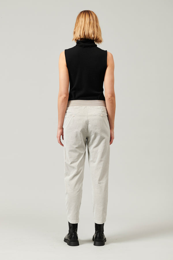 Transit Par Such Pantaloni comfort fit in velluto a coste di misto lana/cotone | 1013.C – Transit In Vendita