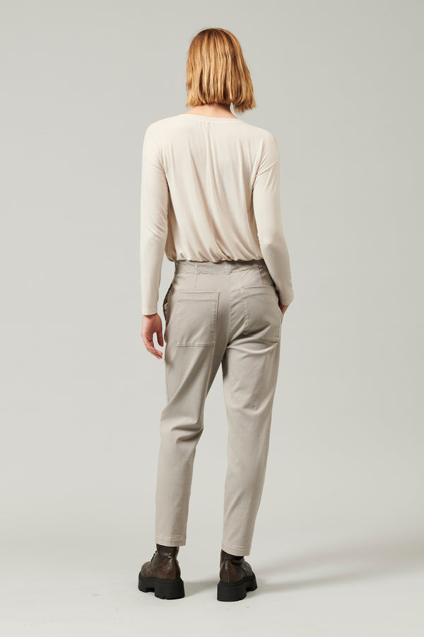 Transit Par Such Pantalone in modal-tencel elasticizzato con vestibilità morbida al bac – Transit Vendita Calda