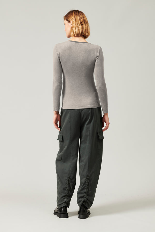 Transit Par Such T-shirt scollo a v slim fit in jersey di modal stretch | 1013.CFDTRYI1 – Transit Soddisfazione Garantita