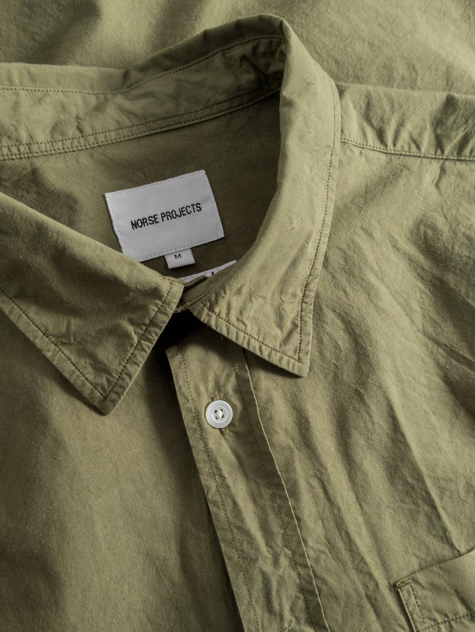 NORSE PROJECTS Camicia in Cotone Tinta in Capo Verde Affare Del Giorno