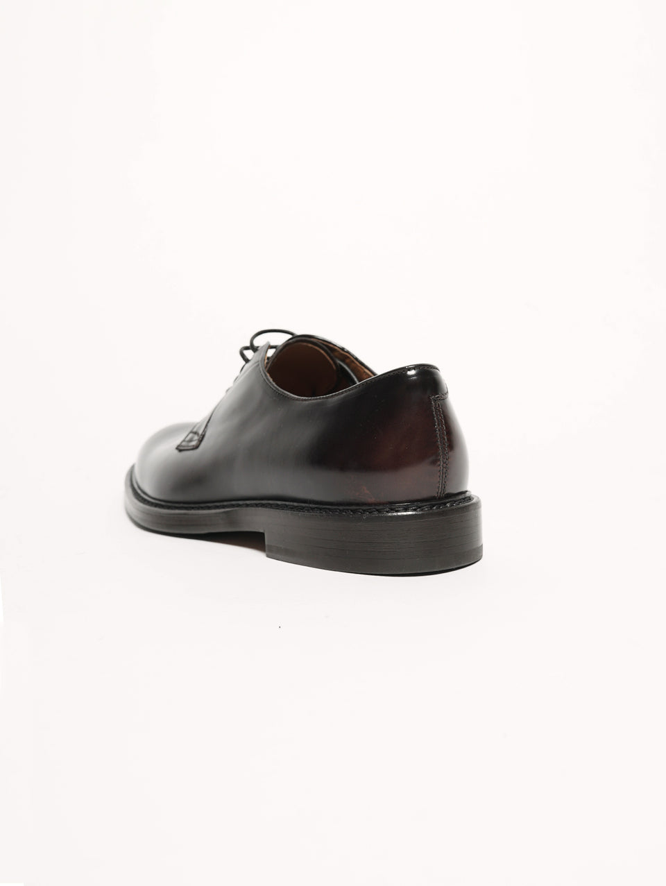 DUCA DI WELLES Stringata pelle liscia Testa di moro Moda