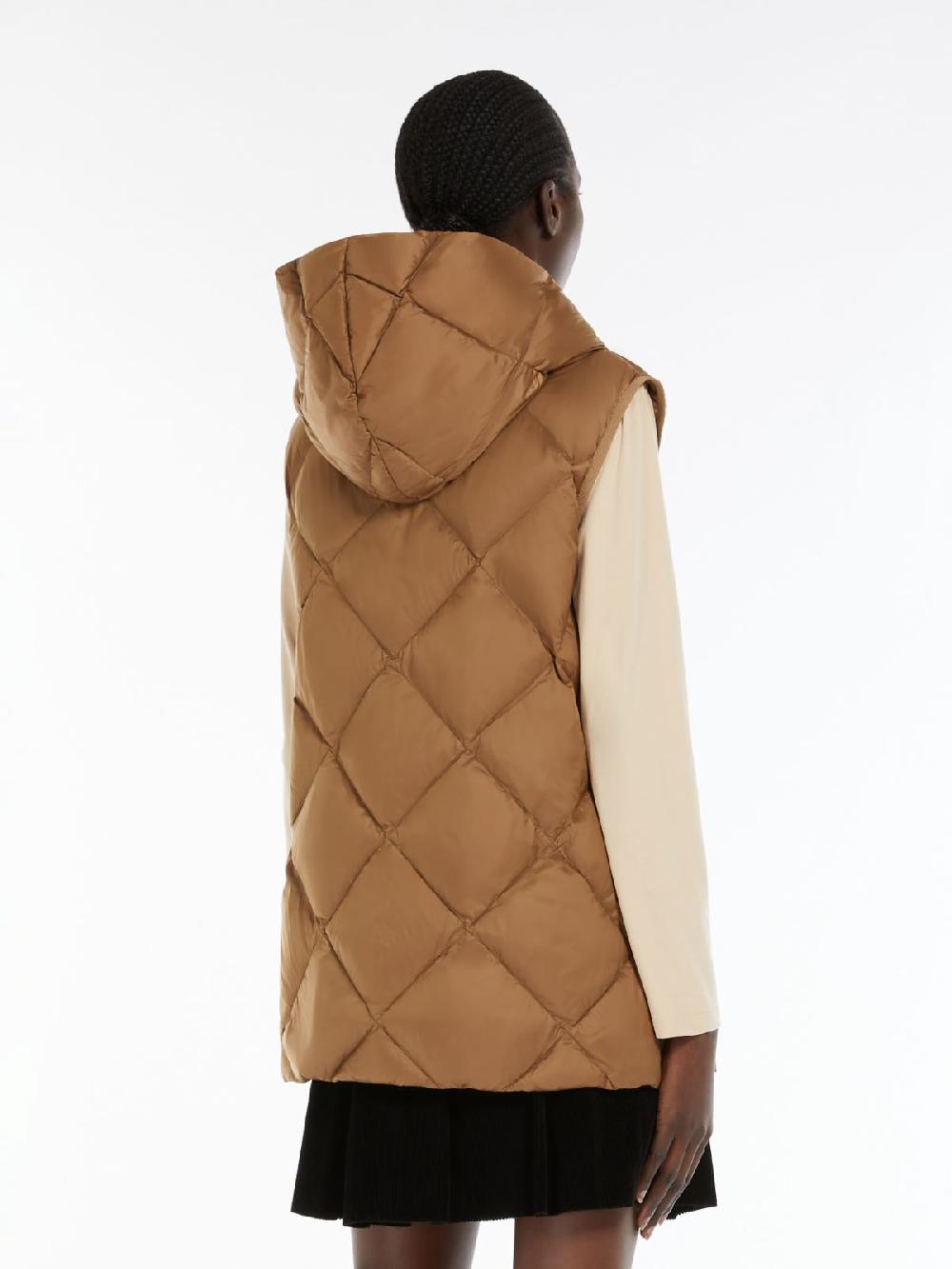 Weekend Gilet in tessuto tecnico trapuntato Economico