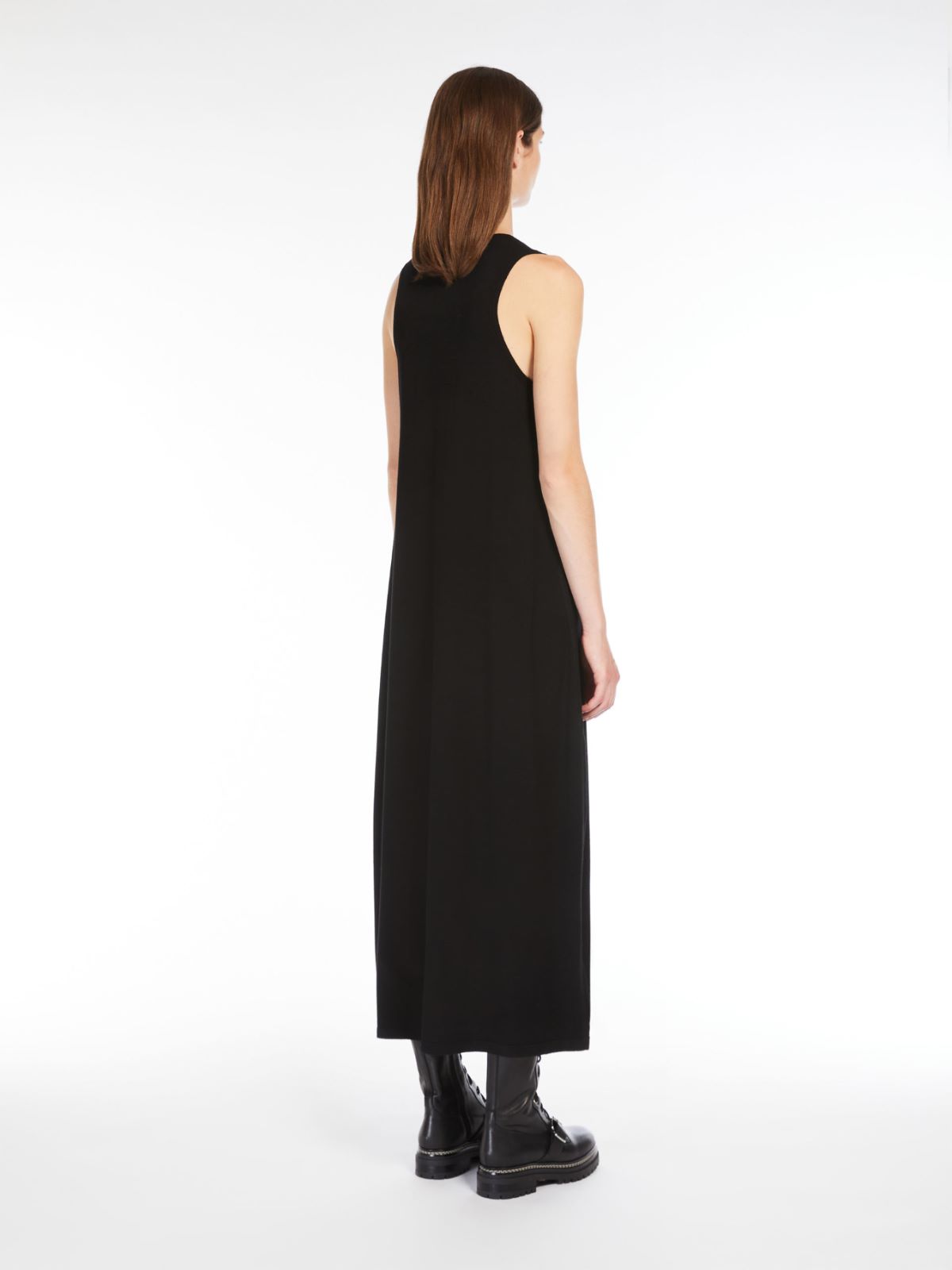Weekend Abito smanicato in viscosa stretch Offerte