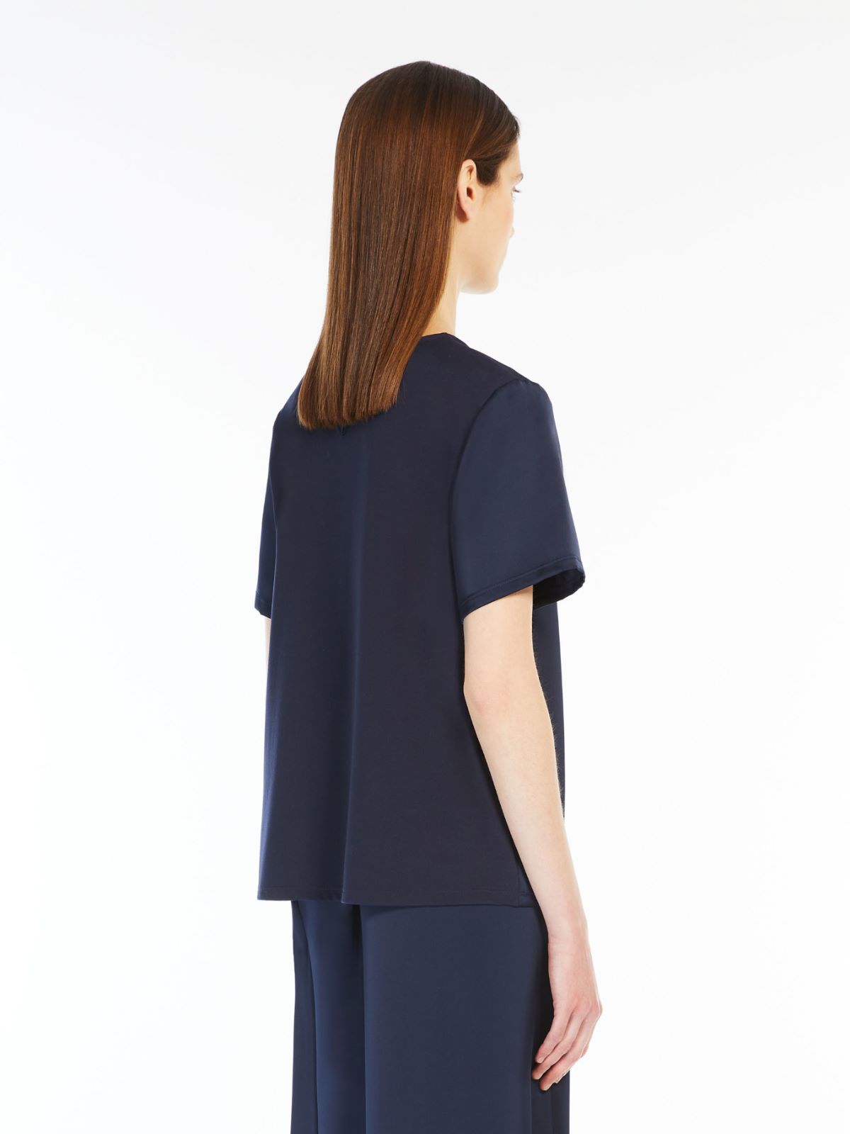 Weekend T-shirt in raso e jersey Nuova