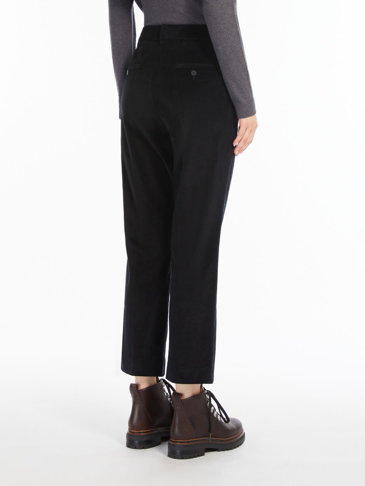 Weekend Pantalone in velluto a coste Qualità