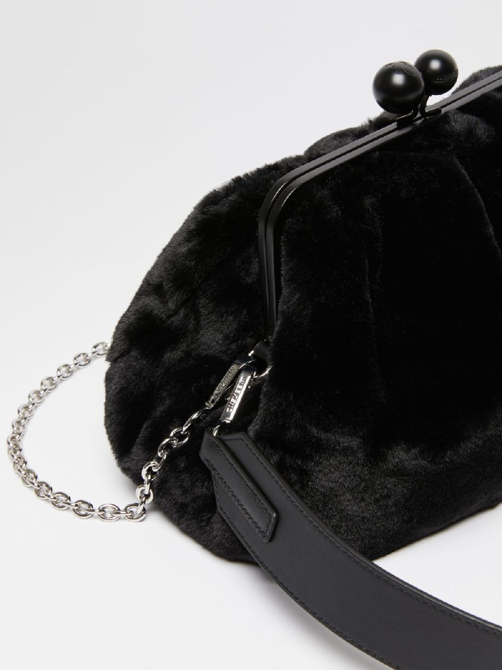 Weekend Pasticcino Bag Medium in tessuto extra soft furry Presa