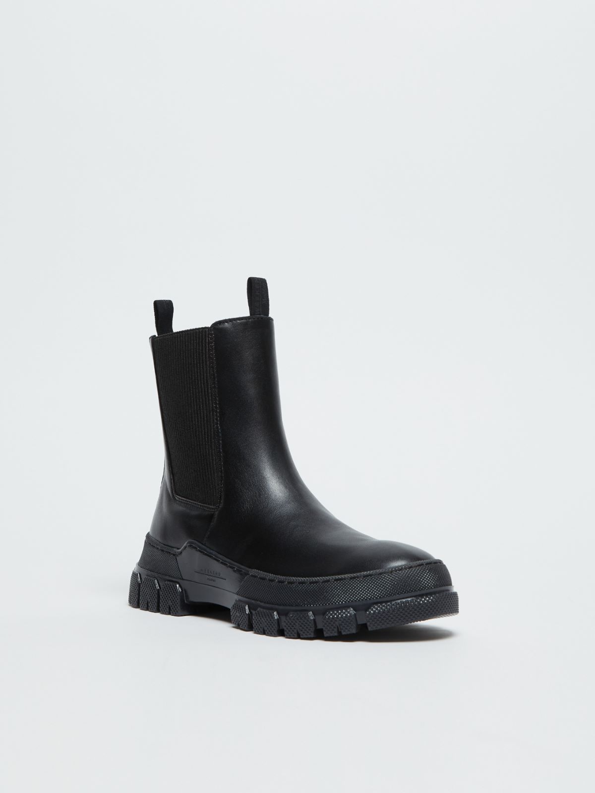 Weekend Chelsea boot in pelle 2025