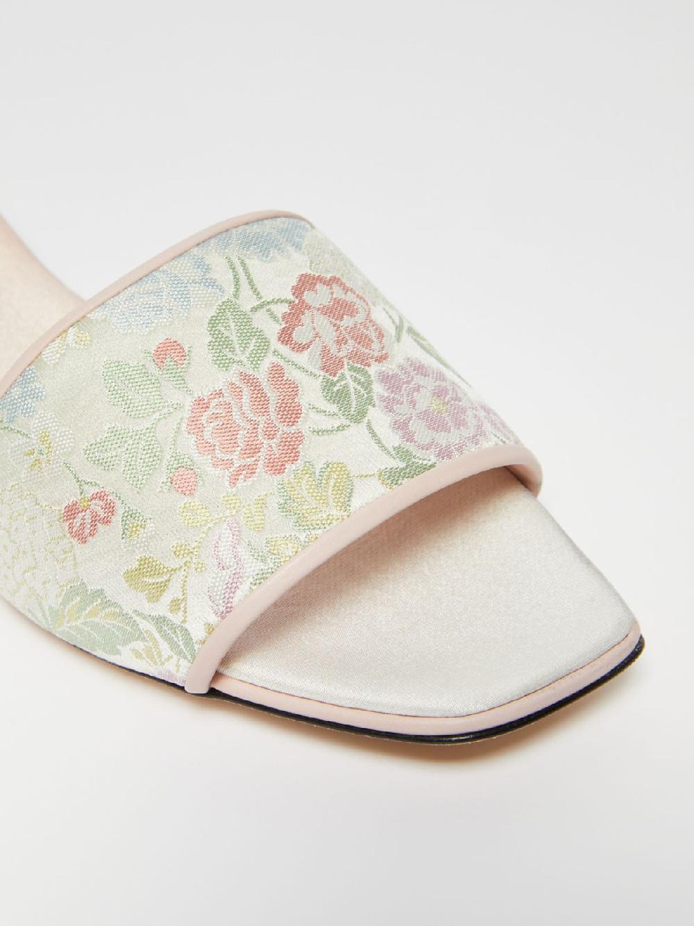 Weekend Sandalo flat in seta jacquard Presa