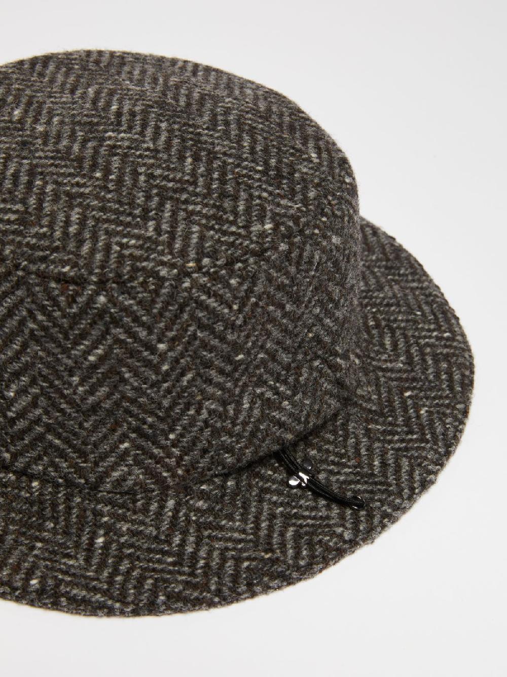 Weekend Cappello in tweed con logo Sconto