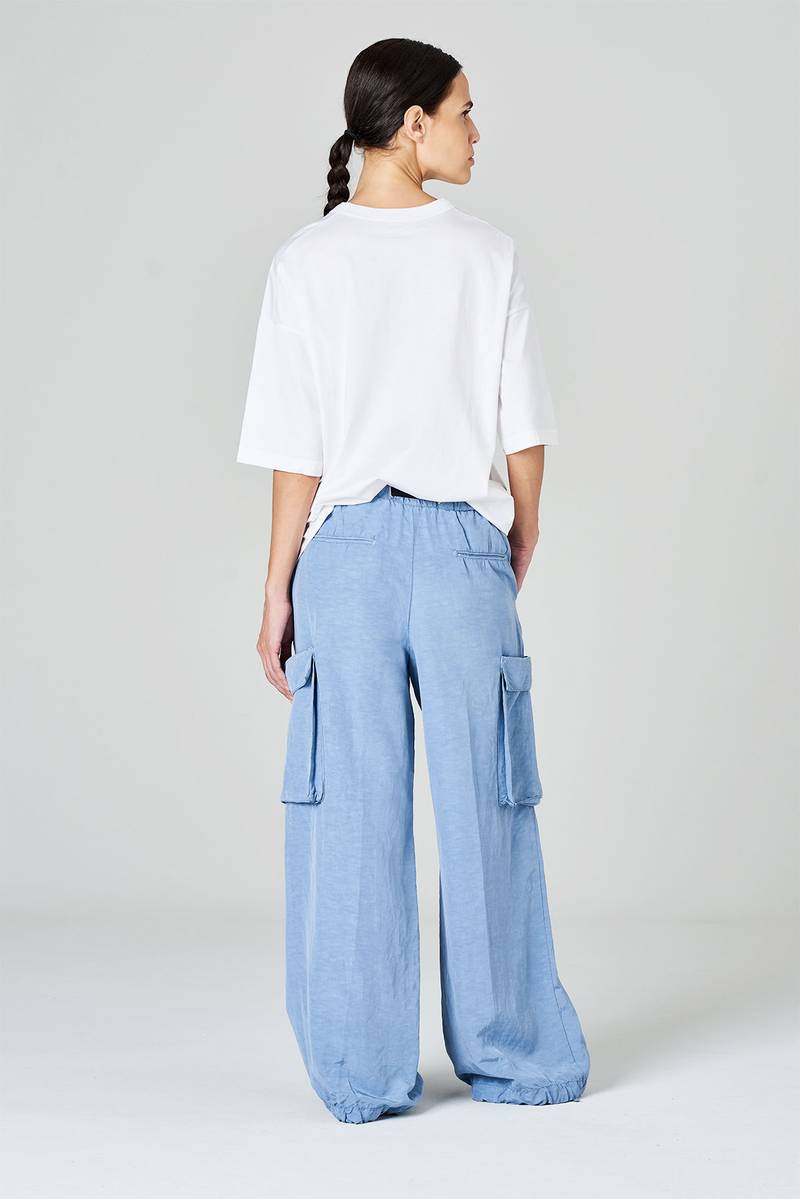 White sand Pantaloni cargo gamba ampia in misto rayon-viscosa Bestseller