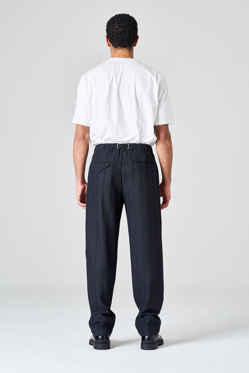 White sand Pantalone gamba dritta con pinces in flanella gessata Convenienza