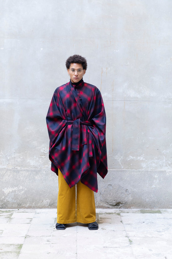 ﻿Zerobarracento Recycled Wool Midi Cape Sottocosto