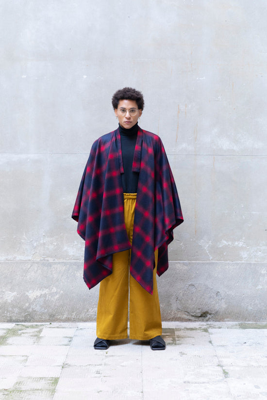 ﻿Zerobarracento Recycled Wool Midi Cape Sottocosto