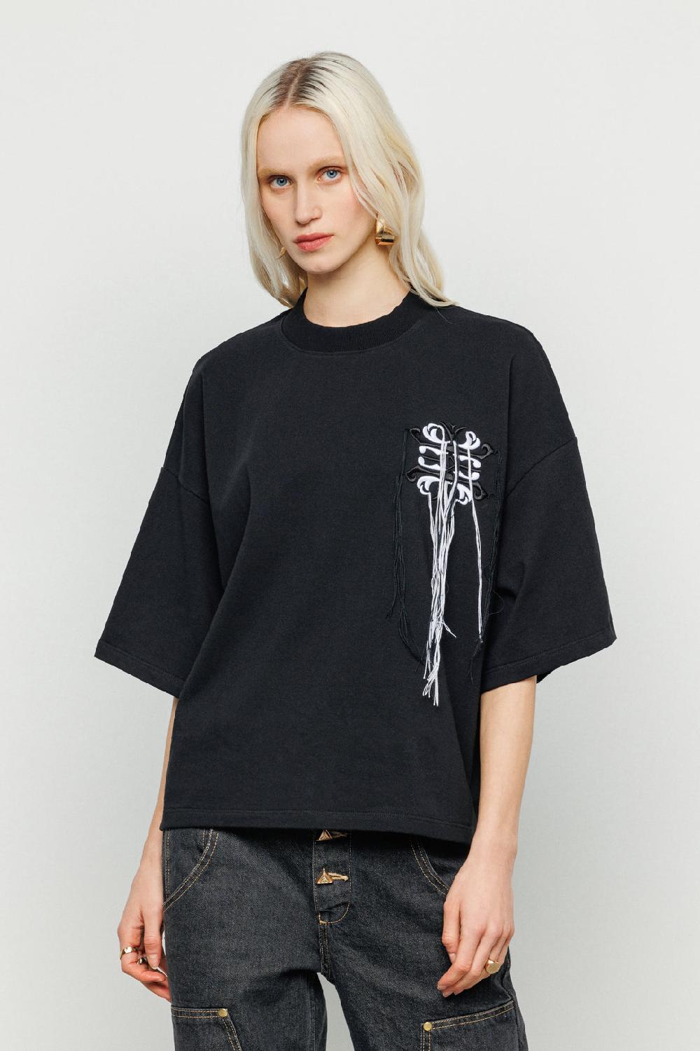 Akep T-SHIRT AKEP FIT OVERSIZE CON RICAMO SUL DAVANTI Soddisfazione Garantita