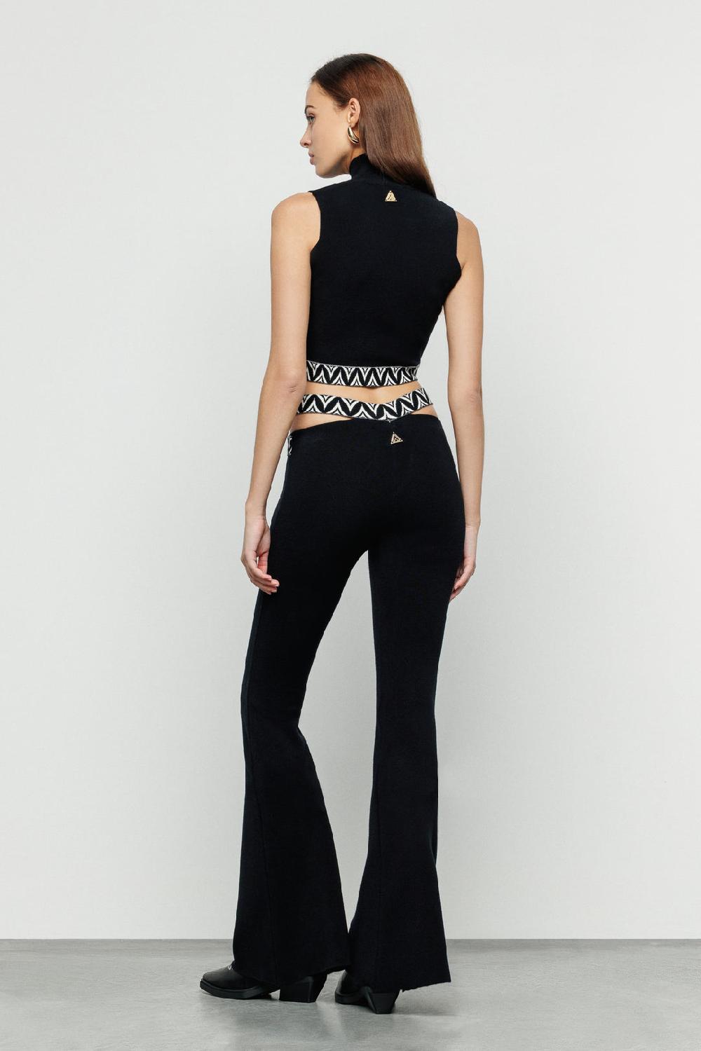 Akep CROP TOP CON ORLO SUL FONDO IN JACQUARD Sconto