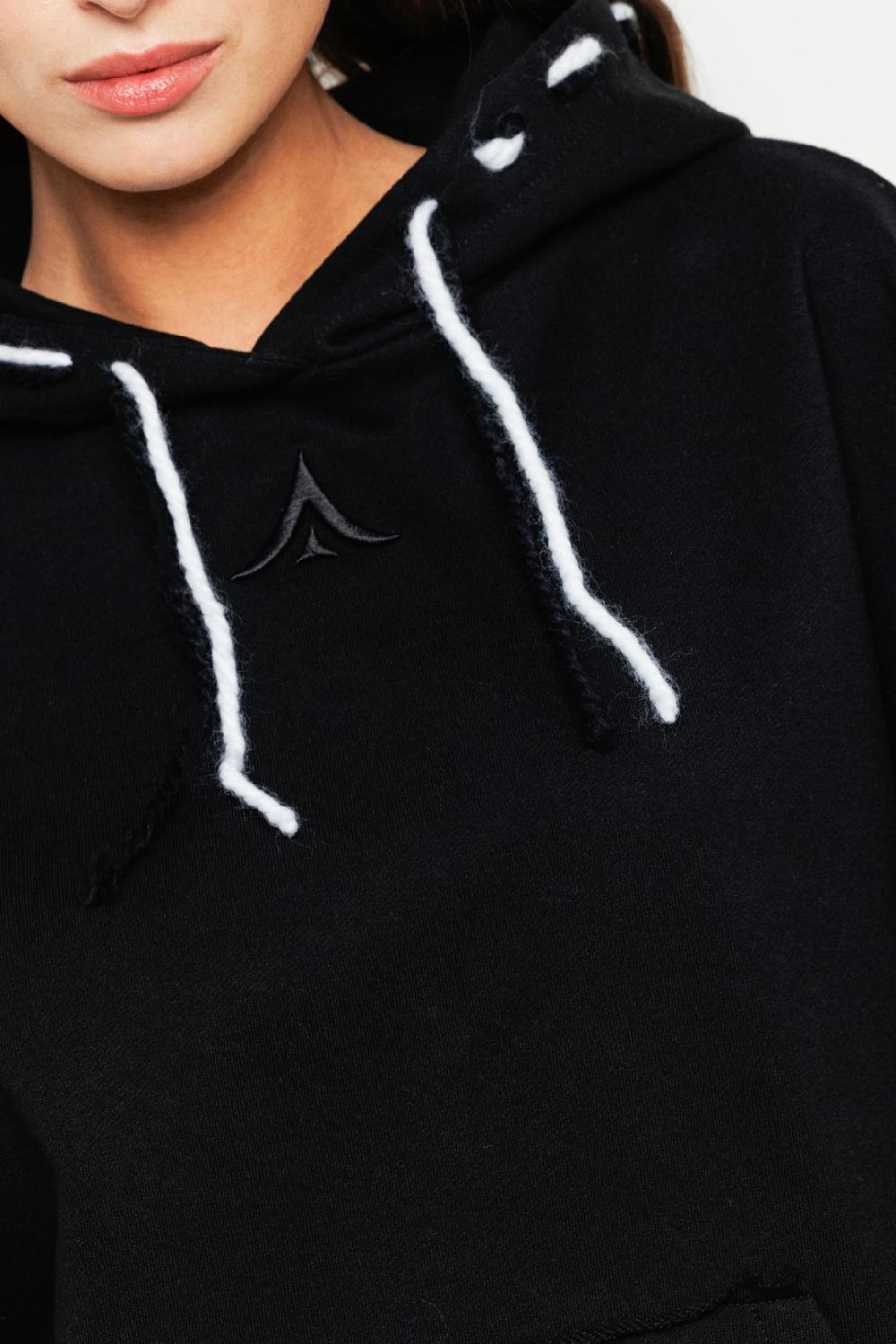 Akep FELPA AKEP CON CAPPUCCIO CON TASCA IN MAGLIA JACQUARD SUL DAVANTI Saldi