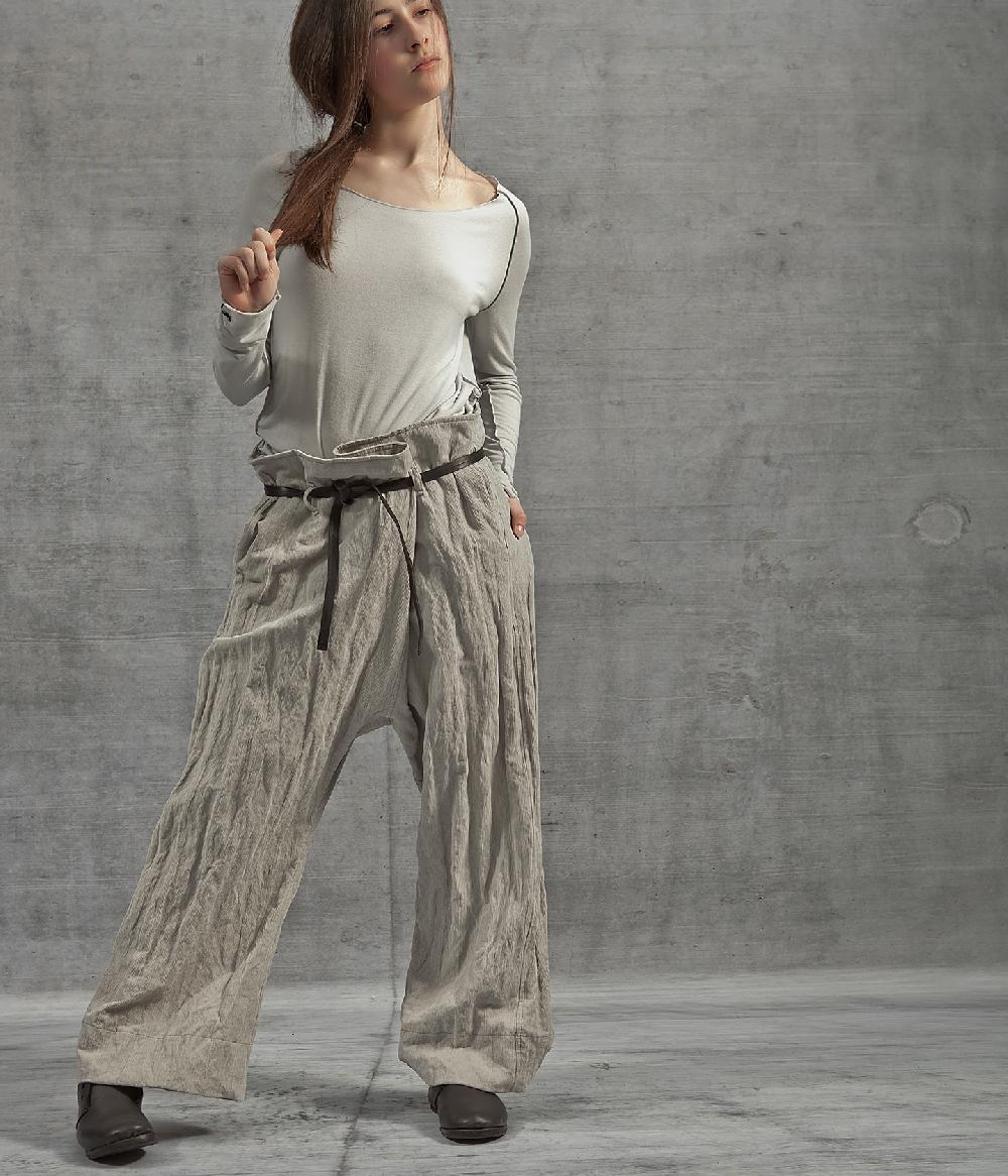 Album Di Famiglia art. 14W23_92 PANTALONE OVER VELLUTO Vendita Calda