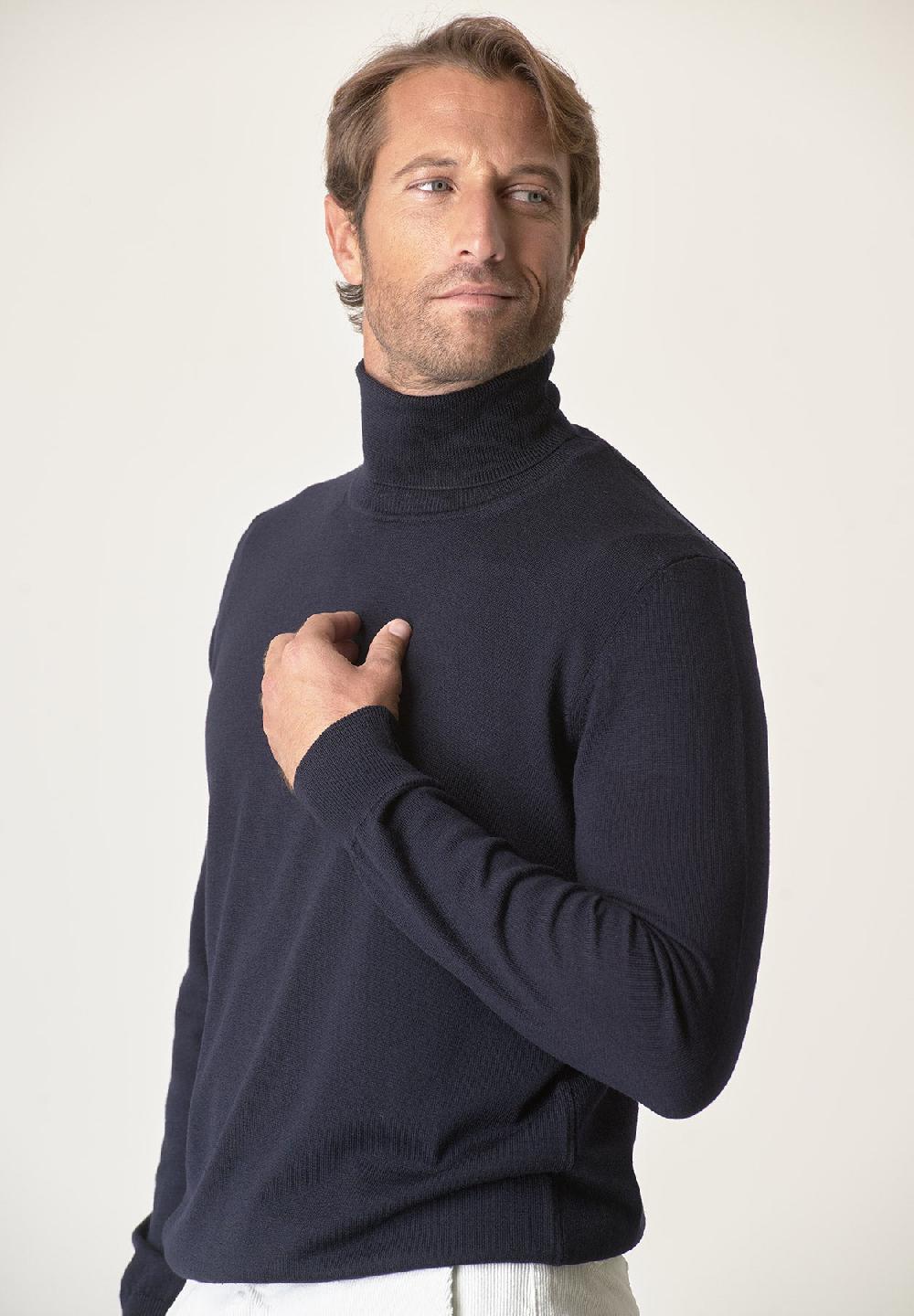 Angelico Dolcevita blu lana merinos extrafine Soddisfazione Garantita