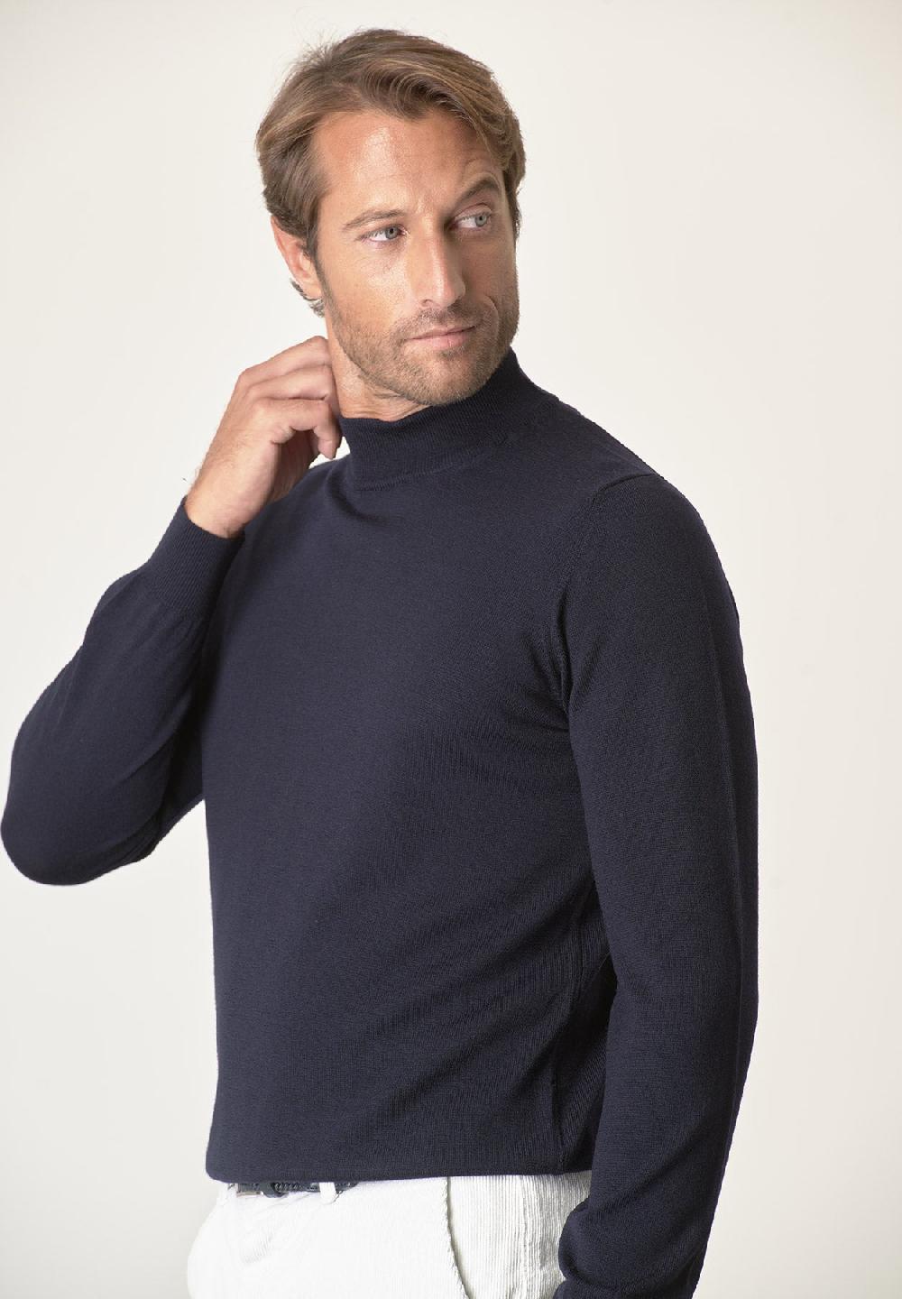 Angelico Lupetto blu lana merinos extrafine Offerta