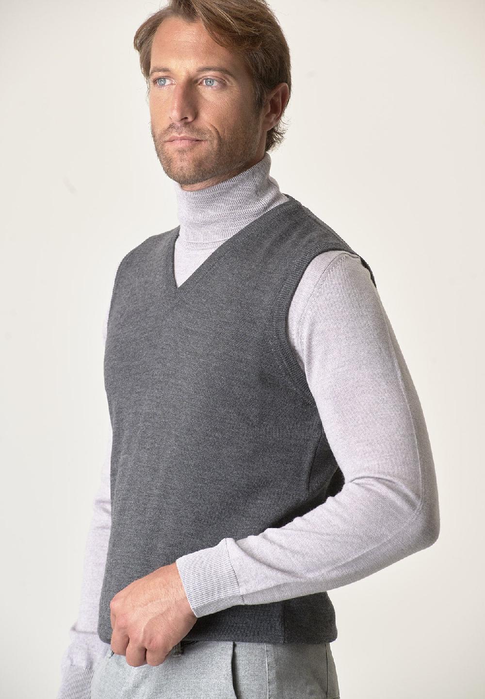 Angelico Gilet grigio scuro lana merinos extrafine Saldi Di Fabbrica