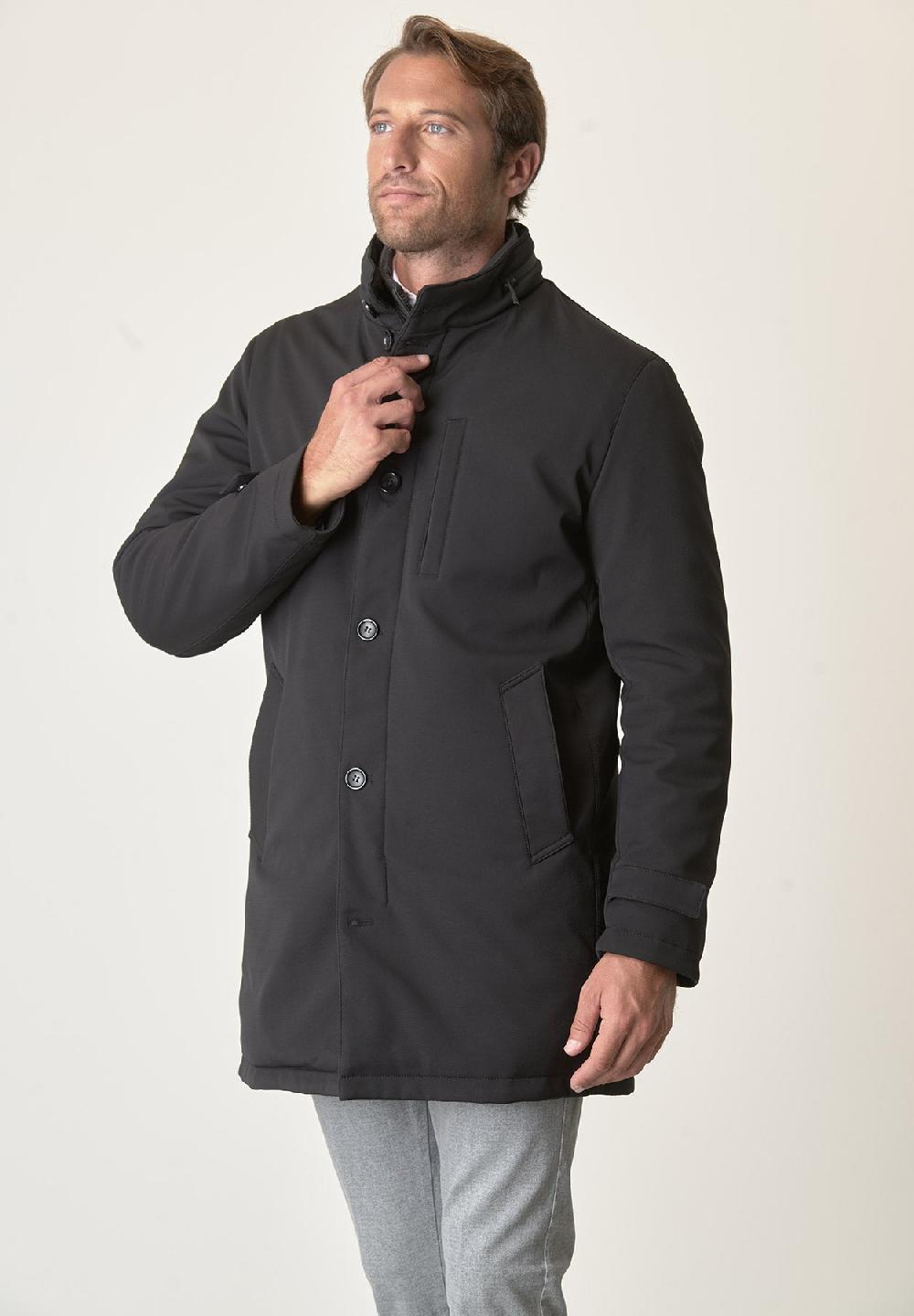 Angelico Cappotto tecnico nero trama leggera impermeabile In Linea