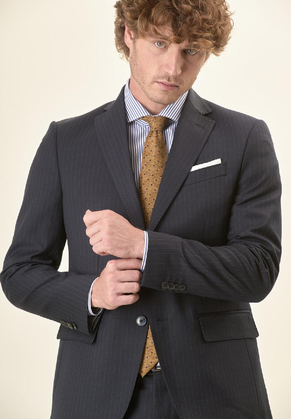 Angelico Abito blu scuro gessato lana vergine stretch custom fit lungo Italia