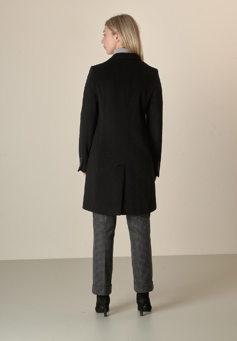 Angelico Cappotto nero baronetto lana vergine cashmere Vendite stagionali